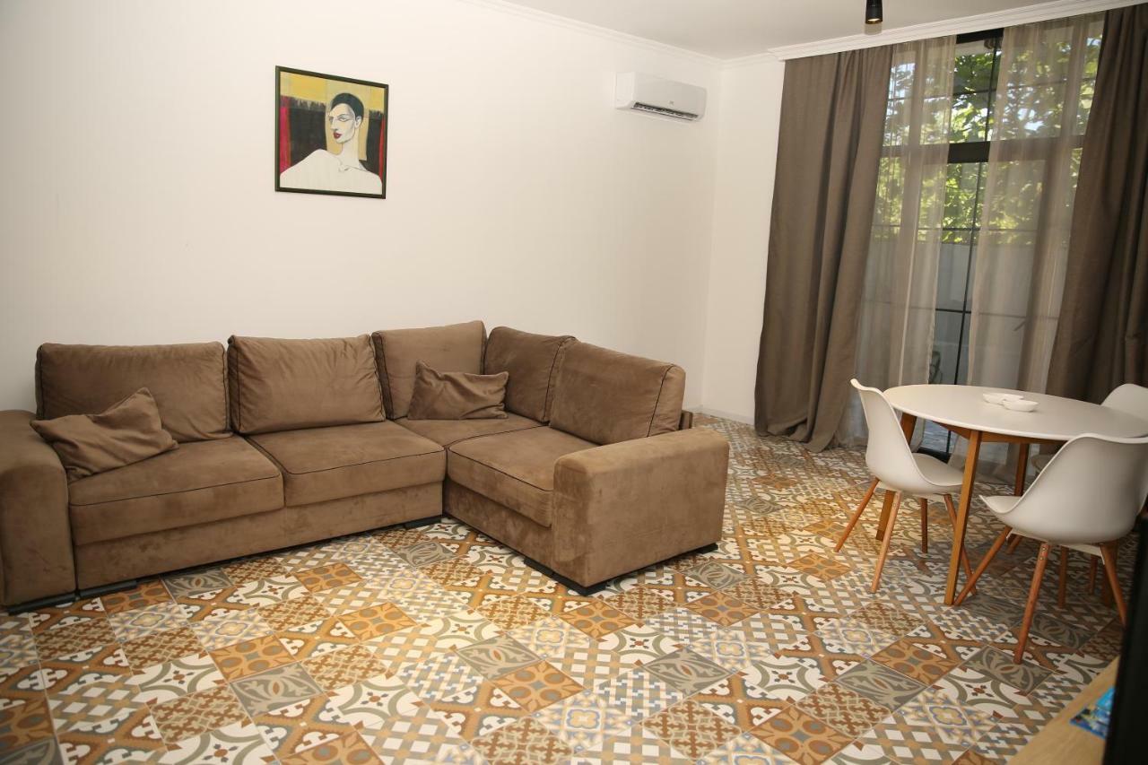 Citron Cottages Батуми Экстерьер фото